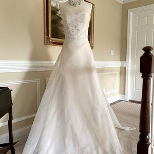 $8000 Angel Sanchez Ivory sequined Crystal Tulle Evening Gown-6/8- made in USA